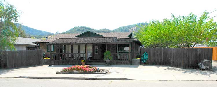 1560 Carrigan Lane, Ukiah, California 95482